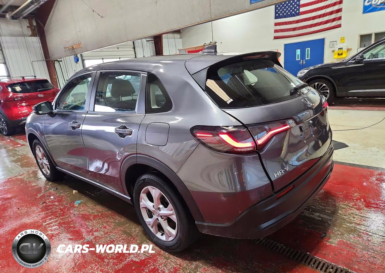 2024 Honda Hr-V Lx VIN:3CZRZ2H30RM772283 - 2