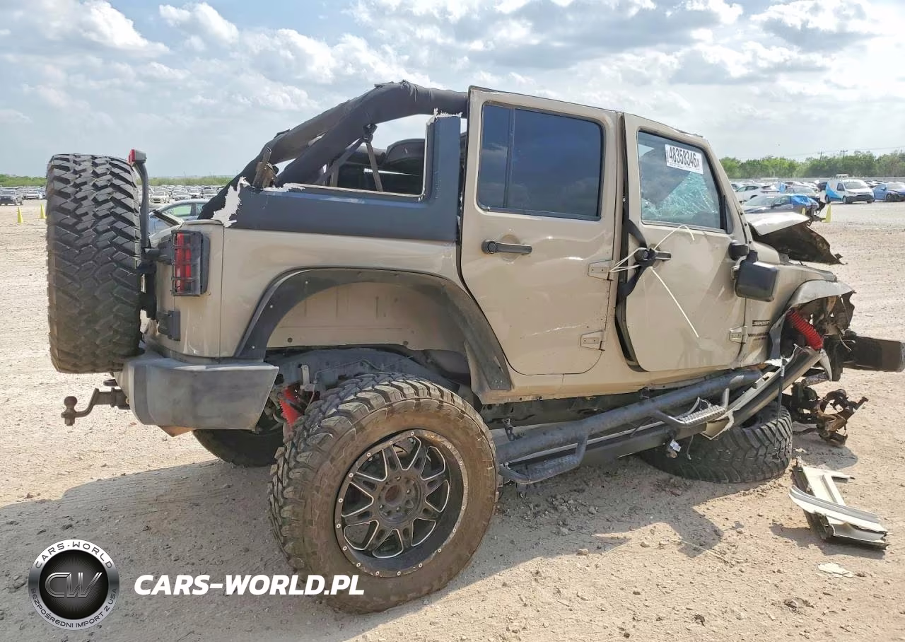 2016 Jeep Wrangler Unlimited Sport VIN:1C4BJWDG8GL291386 - 3