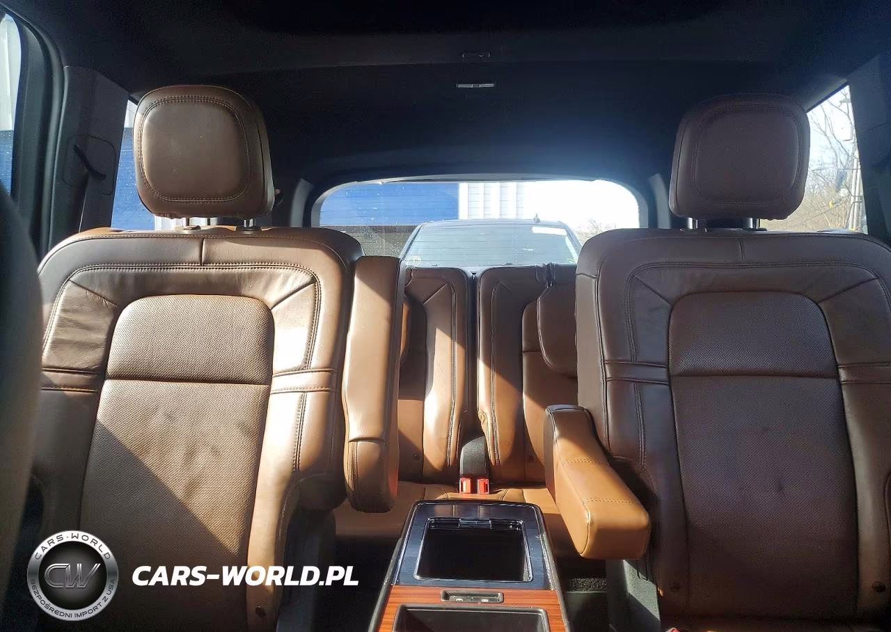 2020 Lincoln Aviator Reserve VIN:5LM5J7XC9LGL23138 - 10