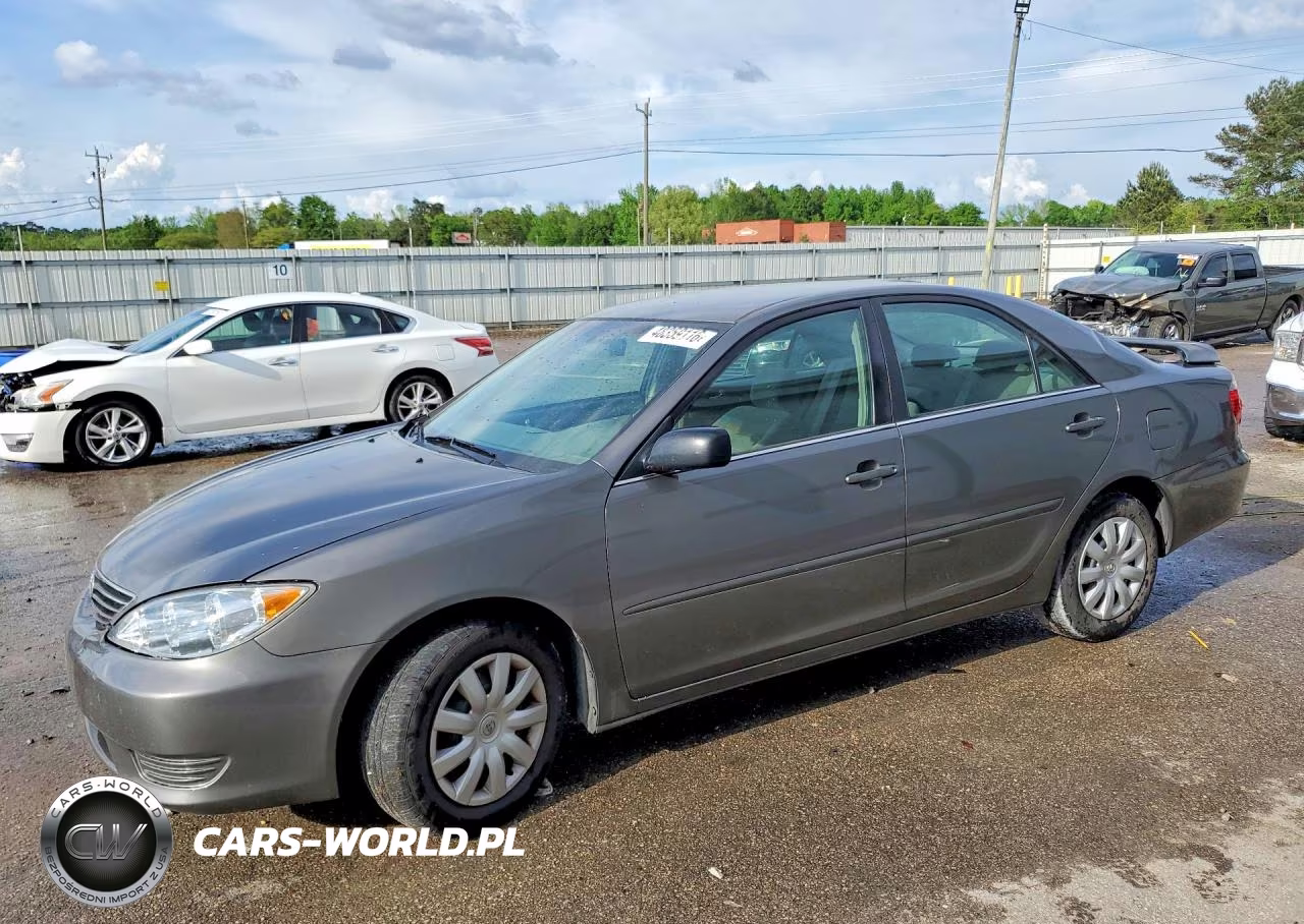 2006 Toyota Camry Standard