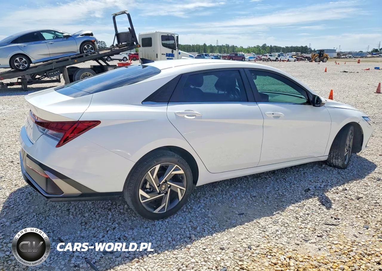 2024 Hyundai Elantra Sel VIN:KMHLS4DG0RU820456 - 3