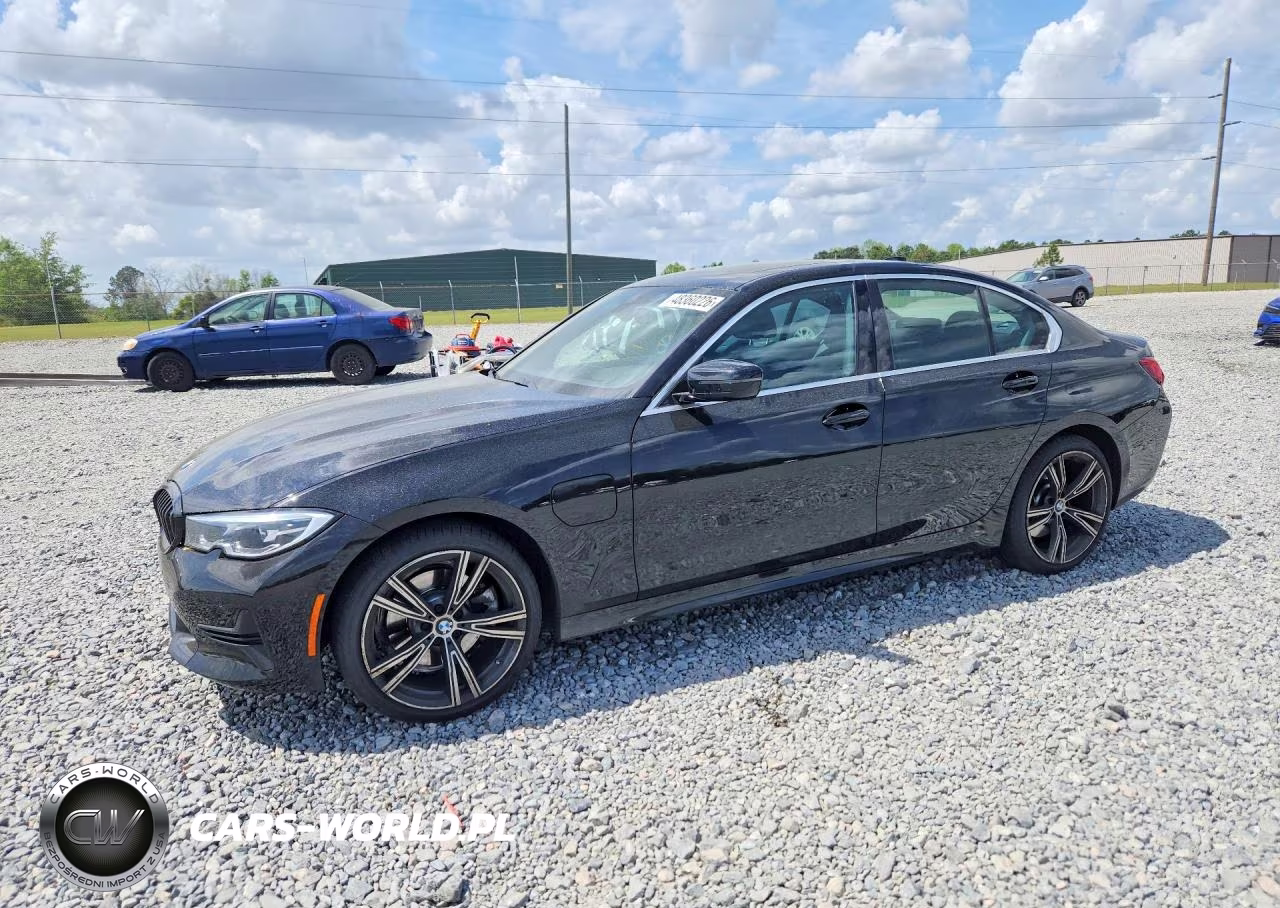2021 BMW 330E