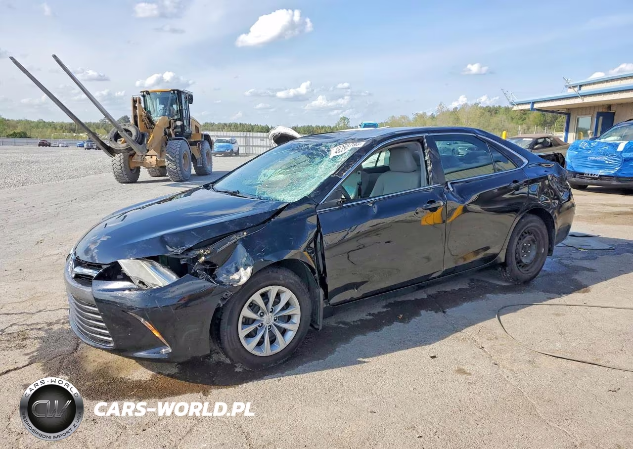 2016 Toyota Camry Le