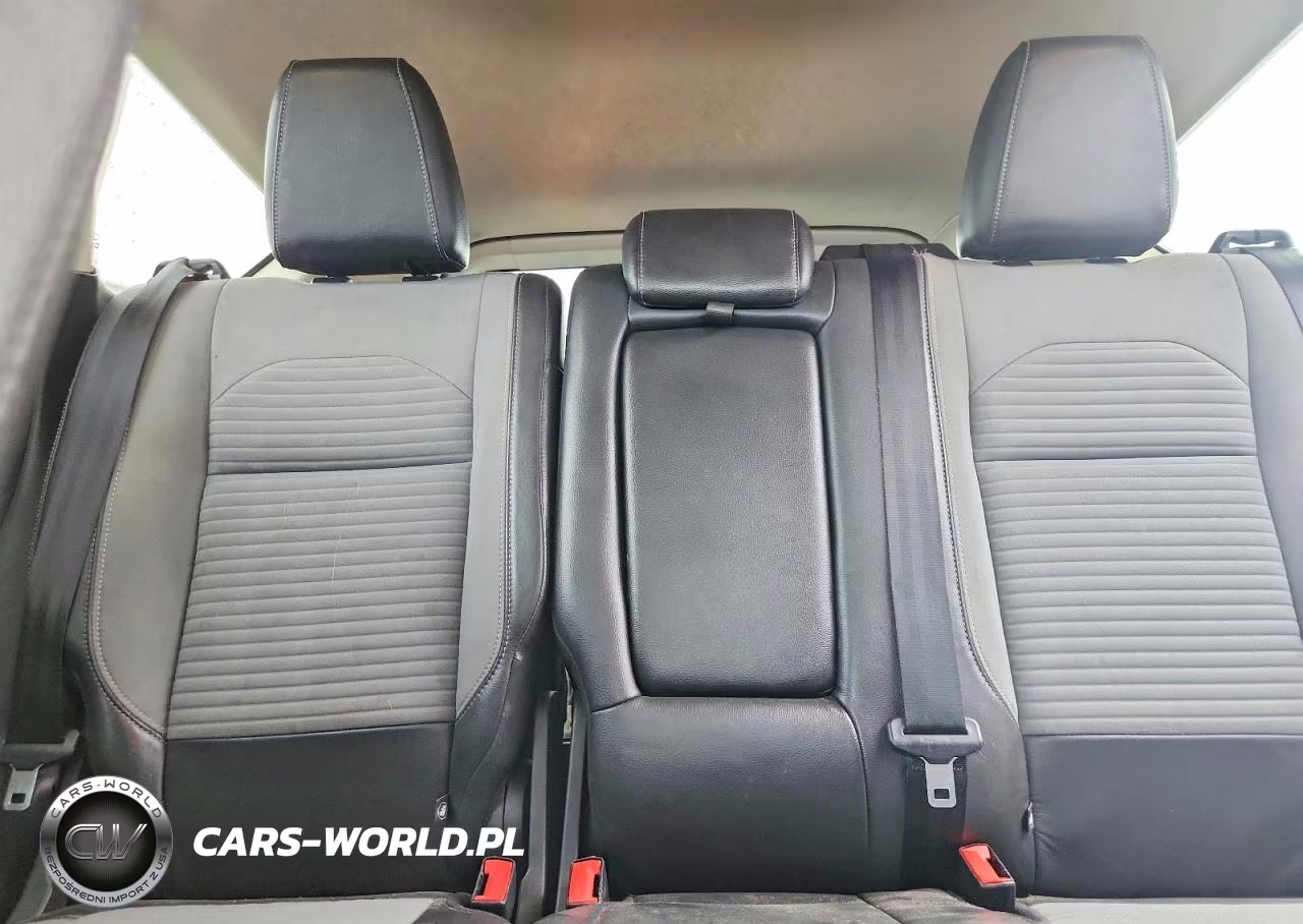 2018 Ford Escape Se VIN:1FMCU0GDXJUB40105 - 10