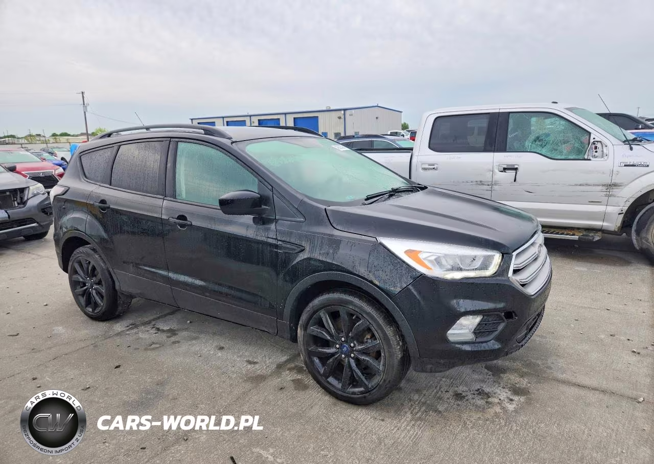 2018 Ford Escape Se VIN:1FMCU0GDXJUB40105 - 4