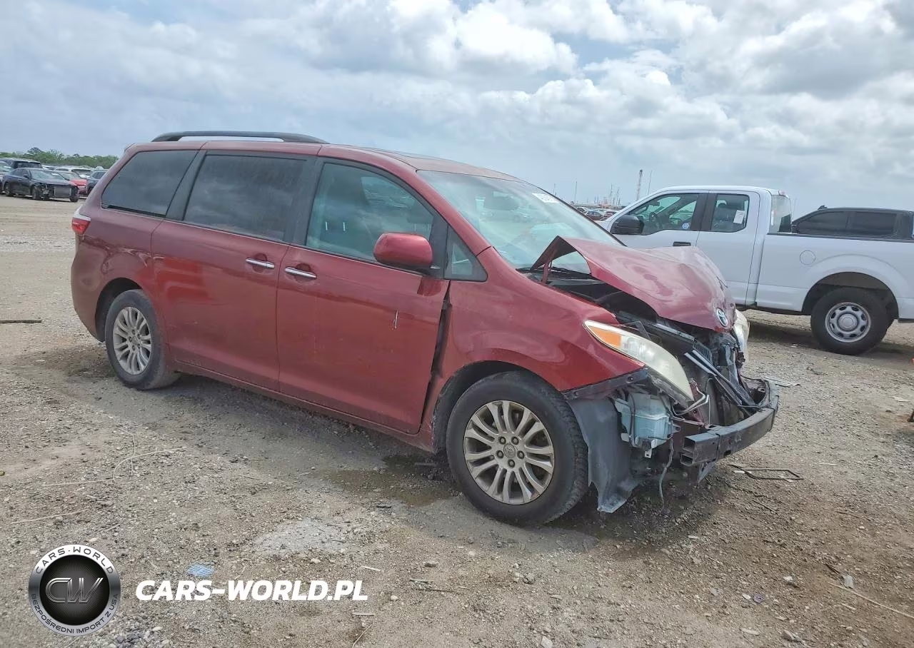 2017 Toyota Sienna Xle 8-Passenger VIN:5TDYZ3DC0HS852422 - 4