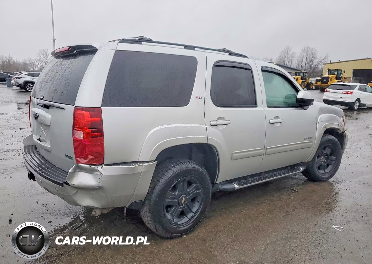 2011 Chevrolet Tahoe K1500 Lt VIN:1GNSKBE02BR292456 - 3