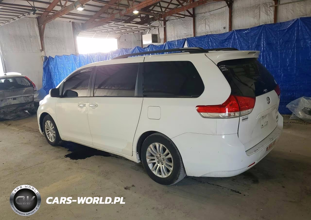 2011 Toyota Sienna Xle 7-Passenger Auto Access Seat VIN:5TDYK3DC8BS114878 - 2