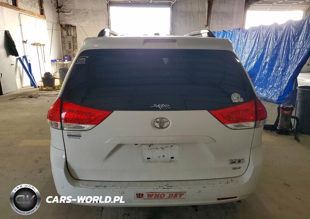 2011 Toyota Sienna Xle 7-Passenger Auto Access Seat VIN:5TDYK3DC8BS114878 - 6