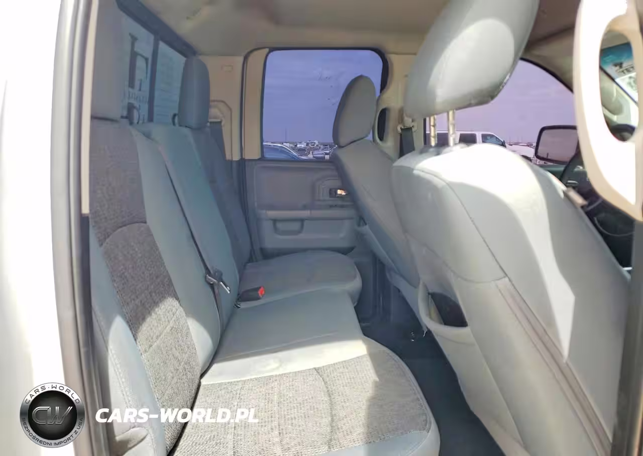2018 Ram 1500 Slt VIN:1C6RR6GG7JS219120 - 10