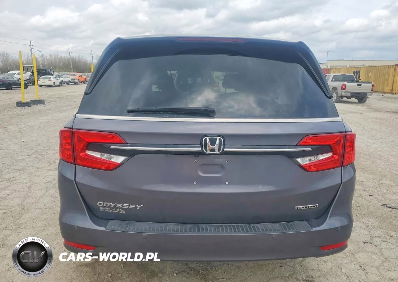 2021 Honda Odyssey Touring VIN:5FNRL6H85MB025978 - 6