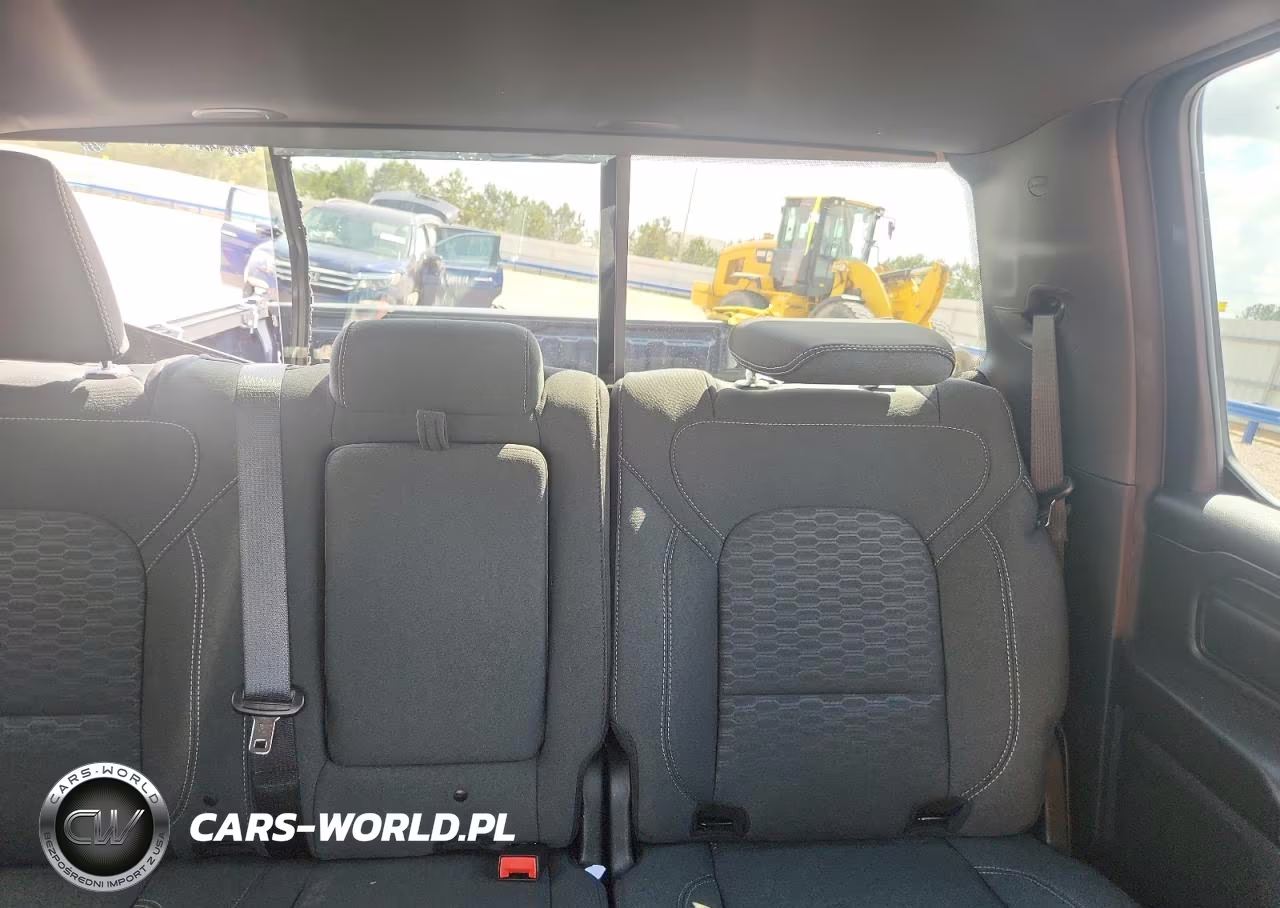 2025 Ram 1500 Tradesman VIN:1C6RREGG1SN218300 - 10