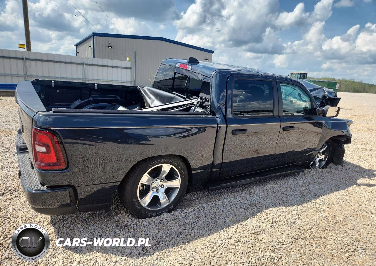 2025 Ram 1500 Tradesman VIN:1C6RREGG1SN218300 - 3