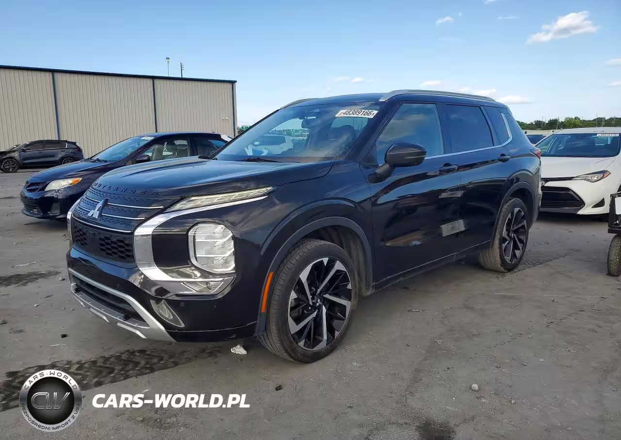 2022 Mitsubishi Outlander Sel