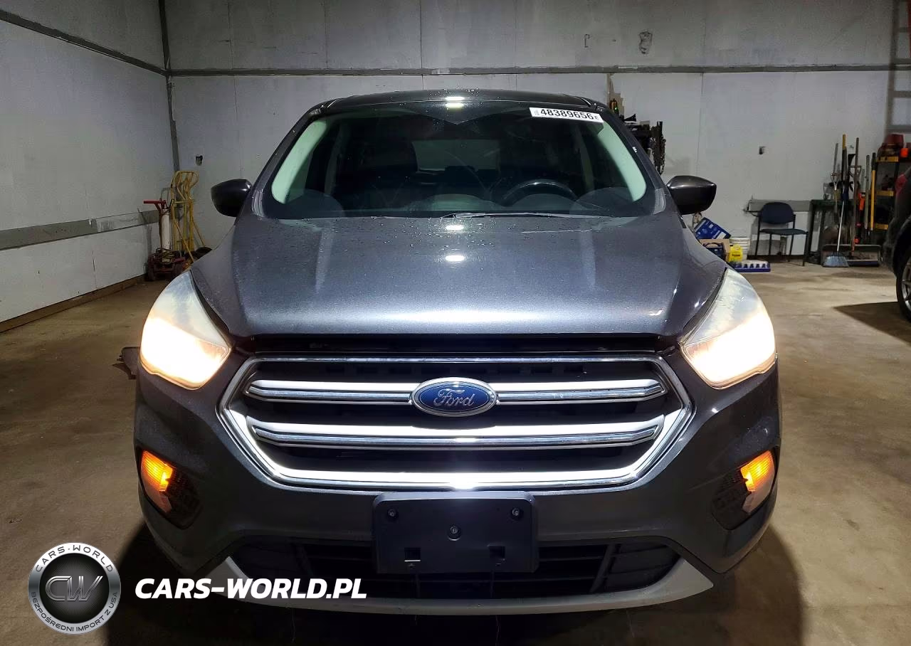 2017 Ford Escape Se VIN:1FMCU9GD1HUA96557 - 5