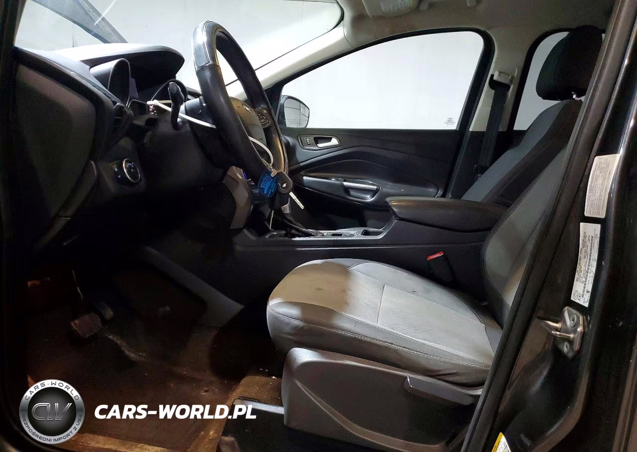 2017 Ford Escape Se VIN:1FMCU9GD1HUA96557 - 7