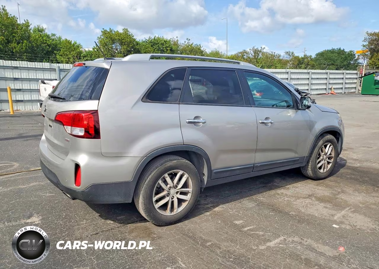 2015 Kia Sorento Lx VIN:5XYKT3A66FG662284 - 3