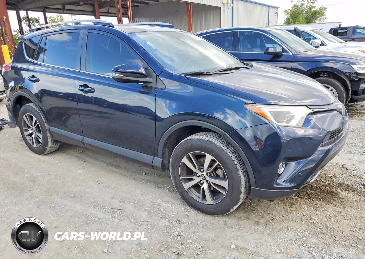 2018 Toyota Rav4 Xle VIN:JTMWFREV5JJ195848 - 4