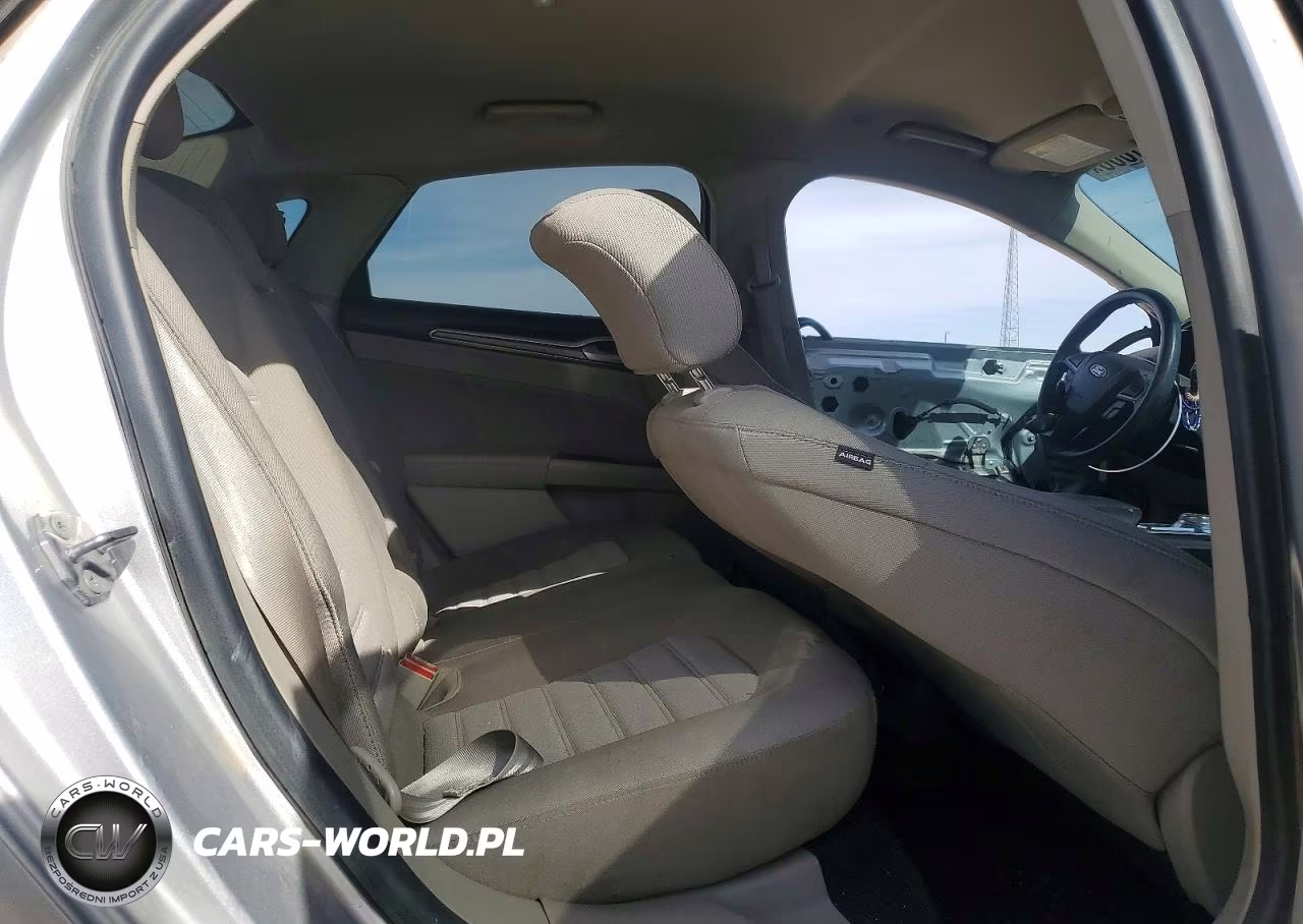 2019 Ford Fusion Se VIN:3FA6P0LU2KR204523 - 10
