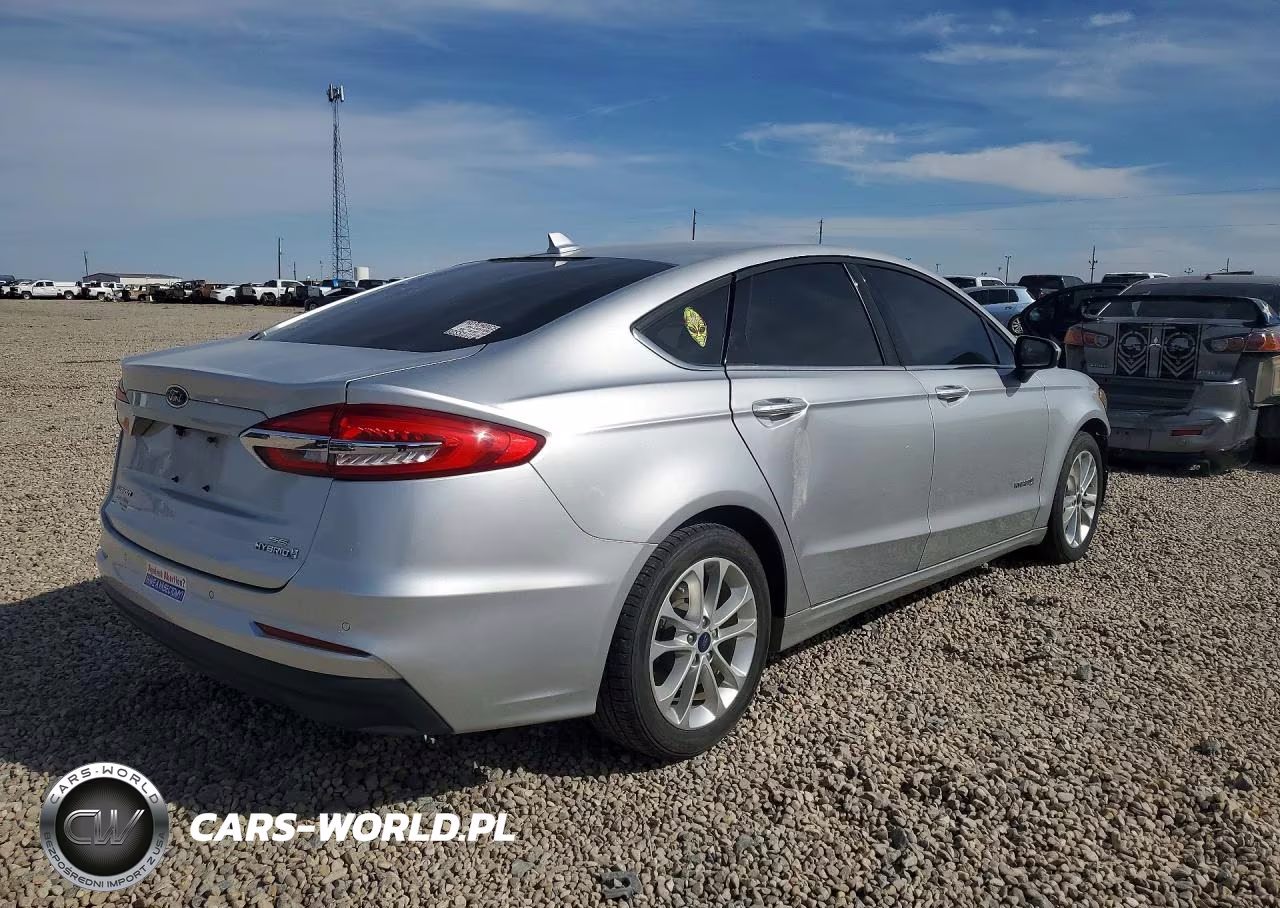 2019 Ford Fusion Se VIN:3FA6P0LU2KR204523 - 3