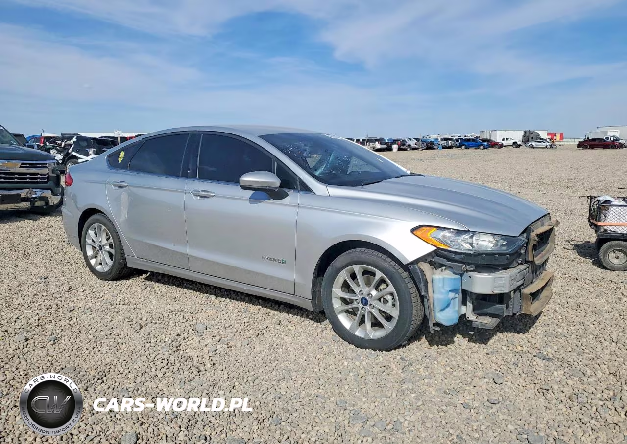2019 Ford Fusion Se VIN:3FA6P0LU2KR204523 - 4