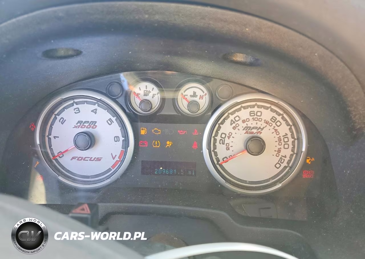 2009 Ford Focus VIN:1FAHP35N19W110012 - 9