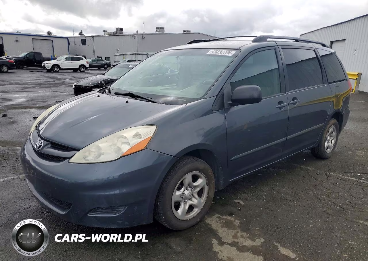 2008 Toyota Sienna Le 7-Passenger