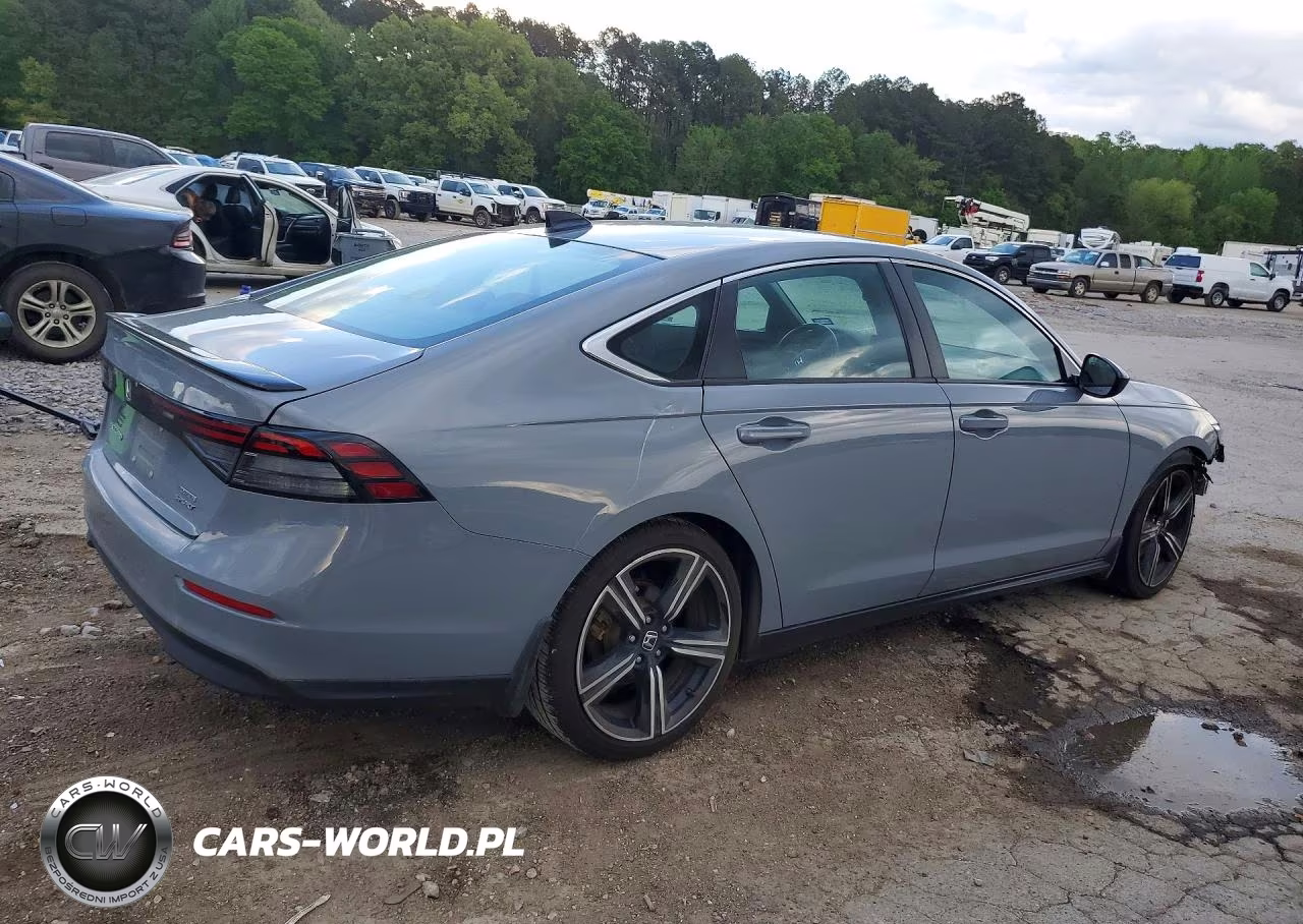2023 Honda Accord Hybrid S VIN:1HGCY2F58PA017705 - 3