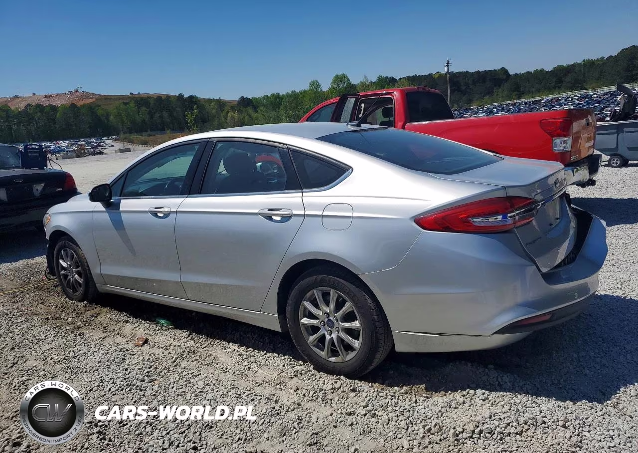2017 Ford Fusion S VIN:3FA6P0G74HR318729 - 2