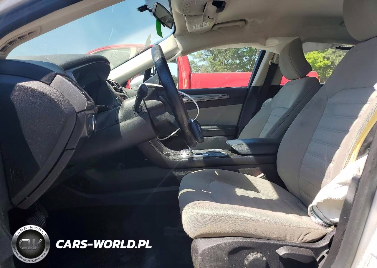 2017 Ford Fusion S VIN:3FA6P0G74HR318729 - 7