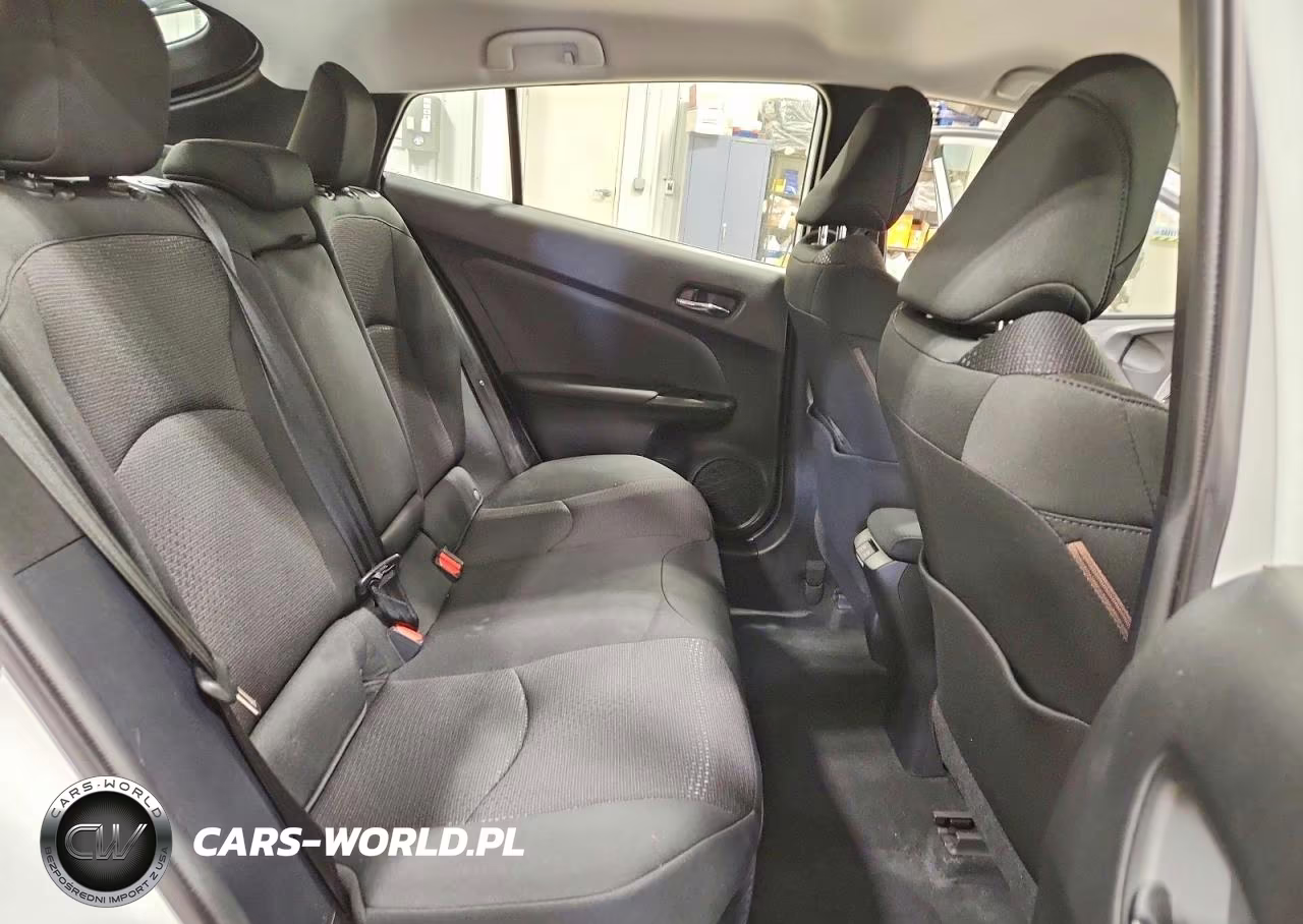 2022 Toyota Prius Le VIN:JTDKAMFU0N3164166 - 10