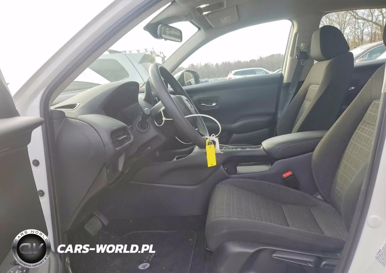 2023 Honda Hr-V Lx VIN:3CZRZ2H37PM720369 - 7