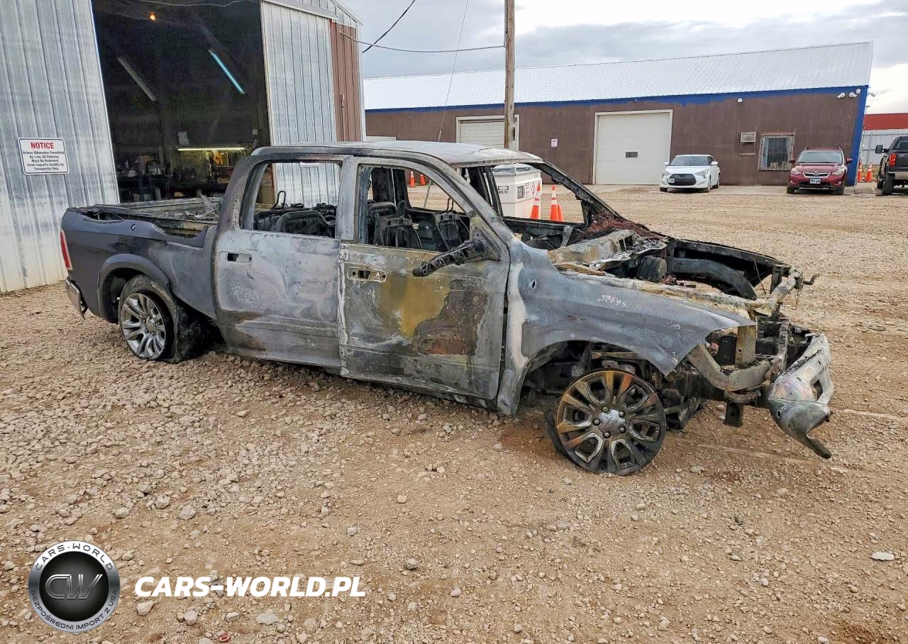 2015 Ram 1500 Longhorn VIN:1C6RR7WM3FS540382 - 4