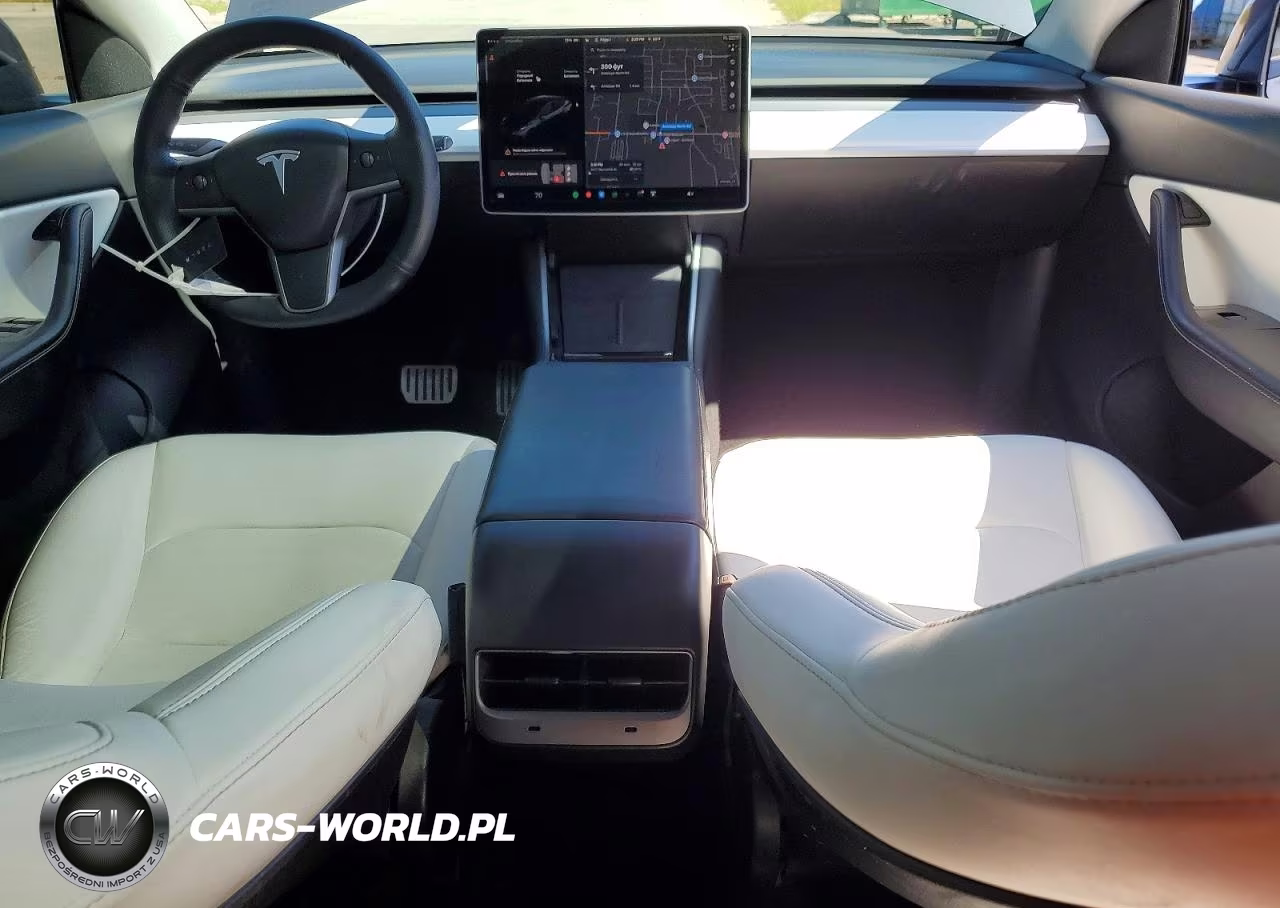 2020 Tesla Model Y VIN:5YJYGDEF6LF015109 - 8