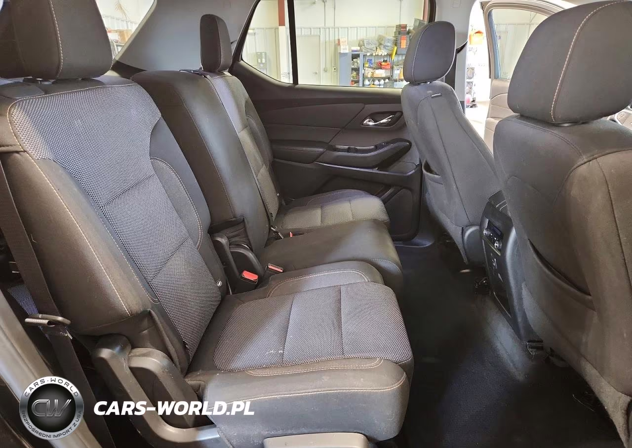 2018 Chevrolet Traverse Ls VIN:1GNEVFKW3JJ226015 - 11