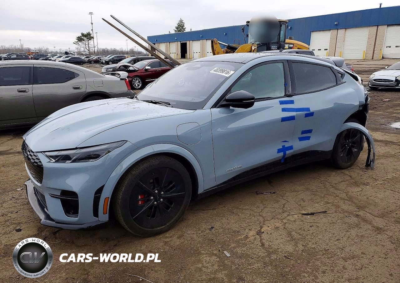 2025 Ford Mustang Mach-E Gt