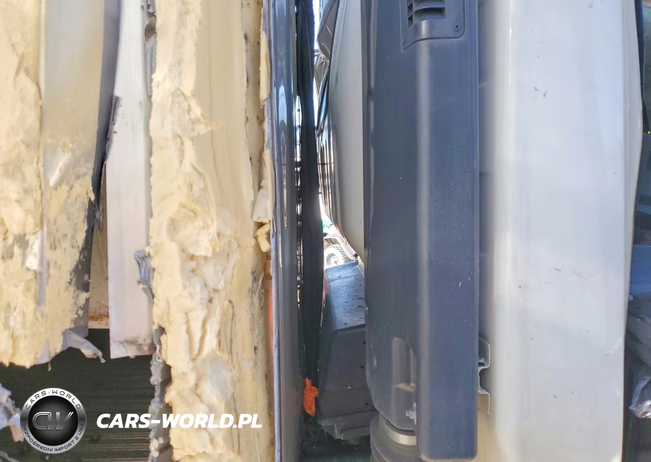 2020 Isuzu Npr Hd VIN:54DC4W1B8LS801347 - 11
