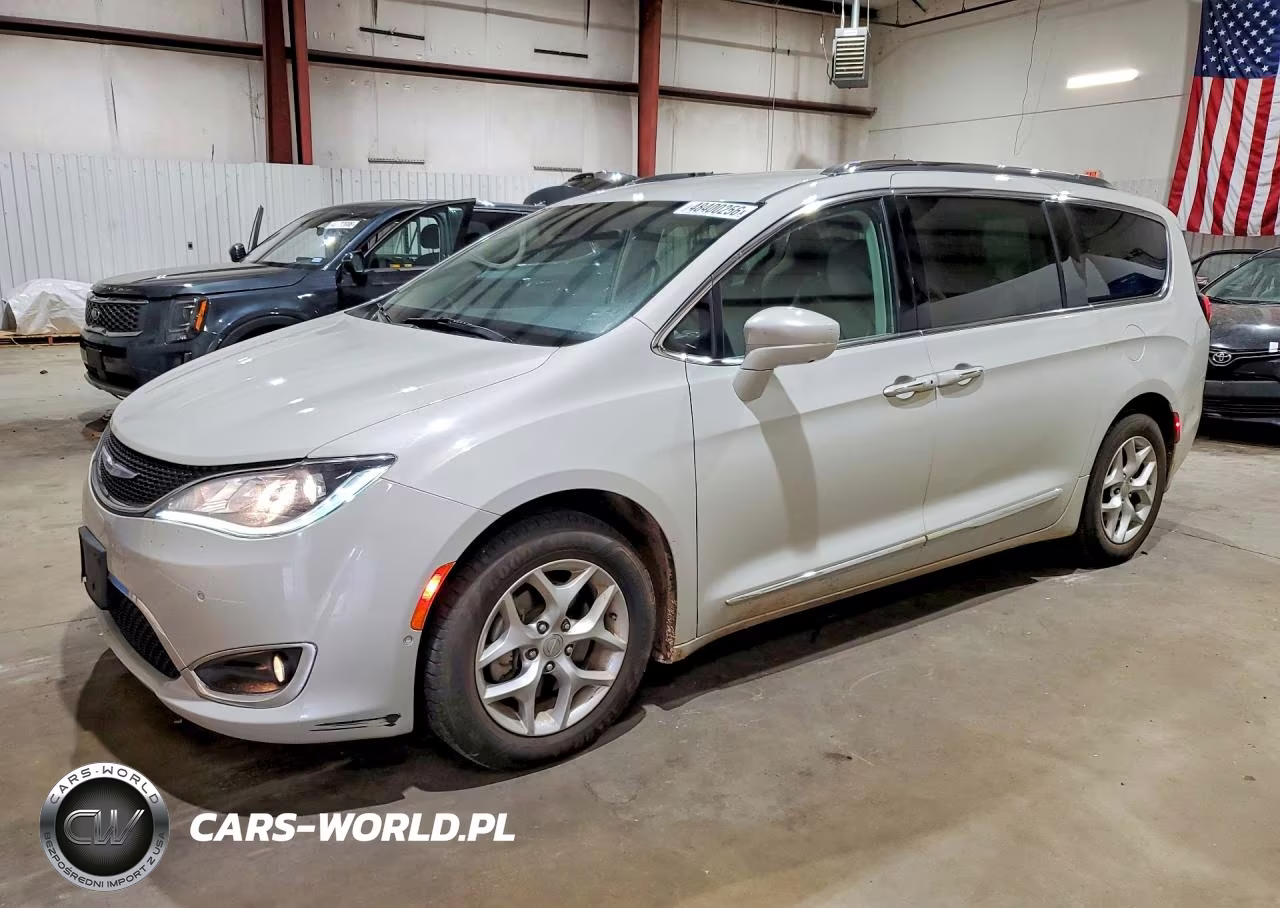 2019 Chrysler Pacifica Touring L
