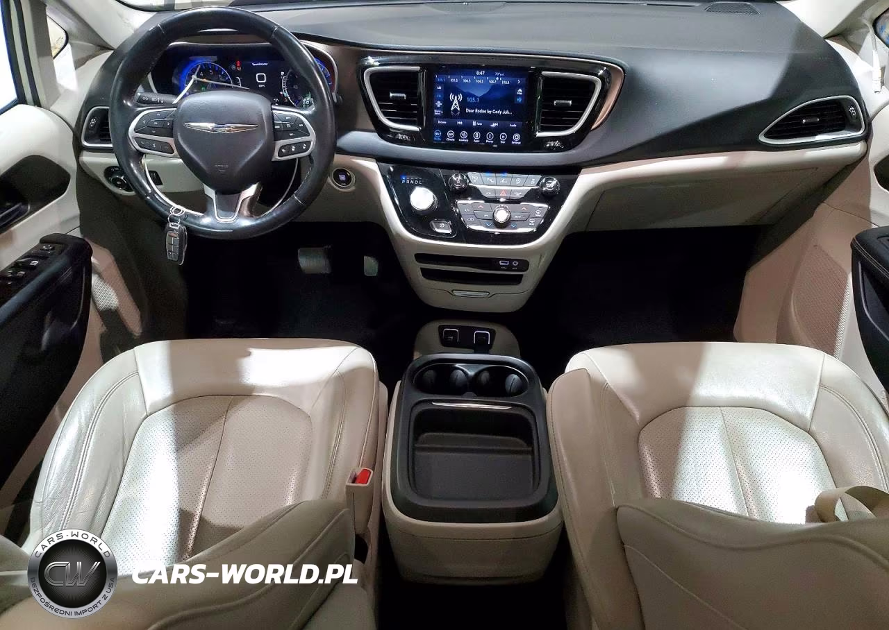 2019 Chrysler Pacifica Touring L VIN:2C4RC1BG6KR748873 - 8