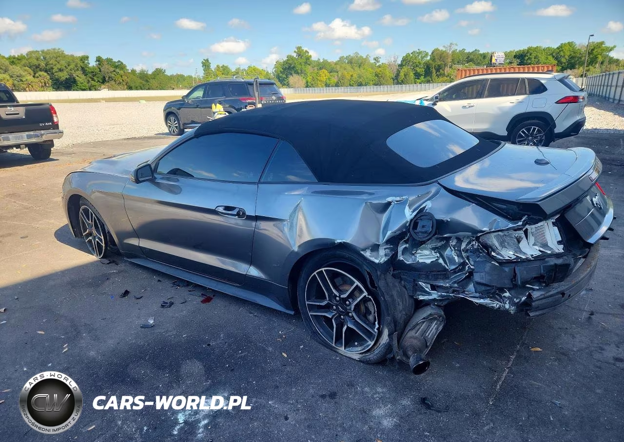 2021 Ford Mustang VIN:1FATP8UH2M5120856 - 2