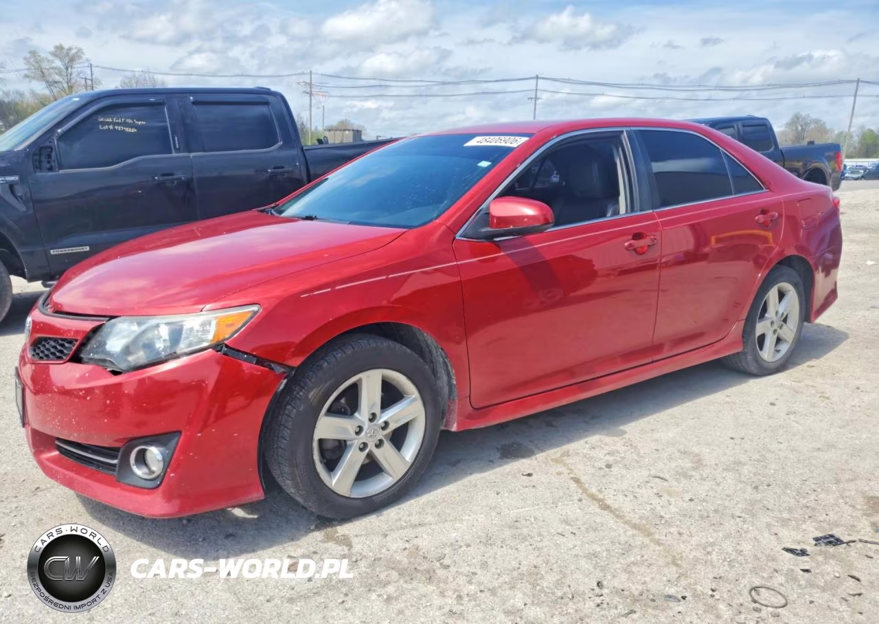 2013 Toyota Camry Se – zdjęcie 1 z 12
