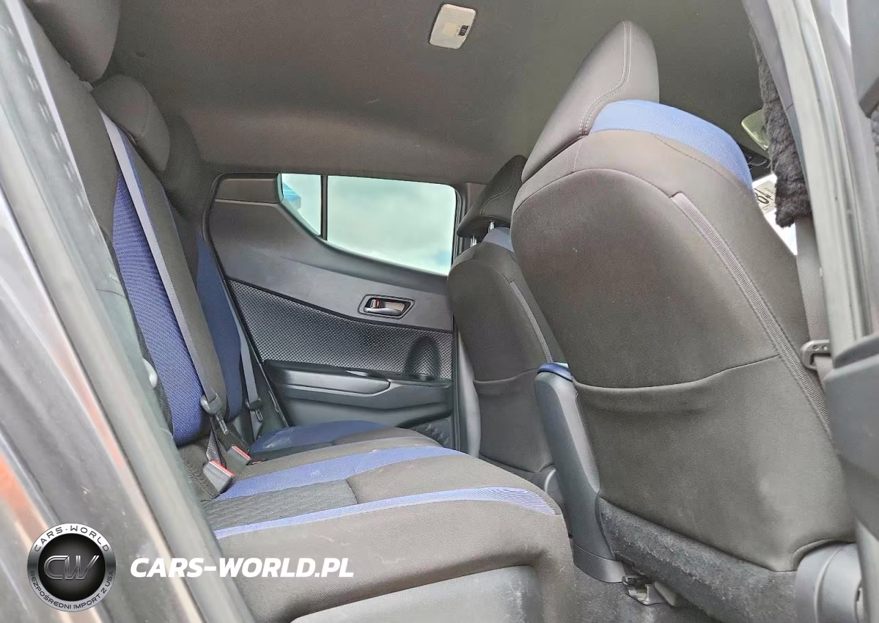 2020 Toyota C-Hr Xle VIN:JTNKHMBX0L1065623 - 10
