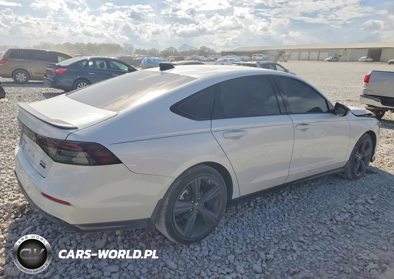 2025 Honda Accord Hybrid Sport-L VIN:1HGCY2F74SA084487 - 3