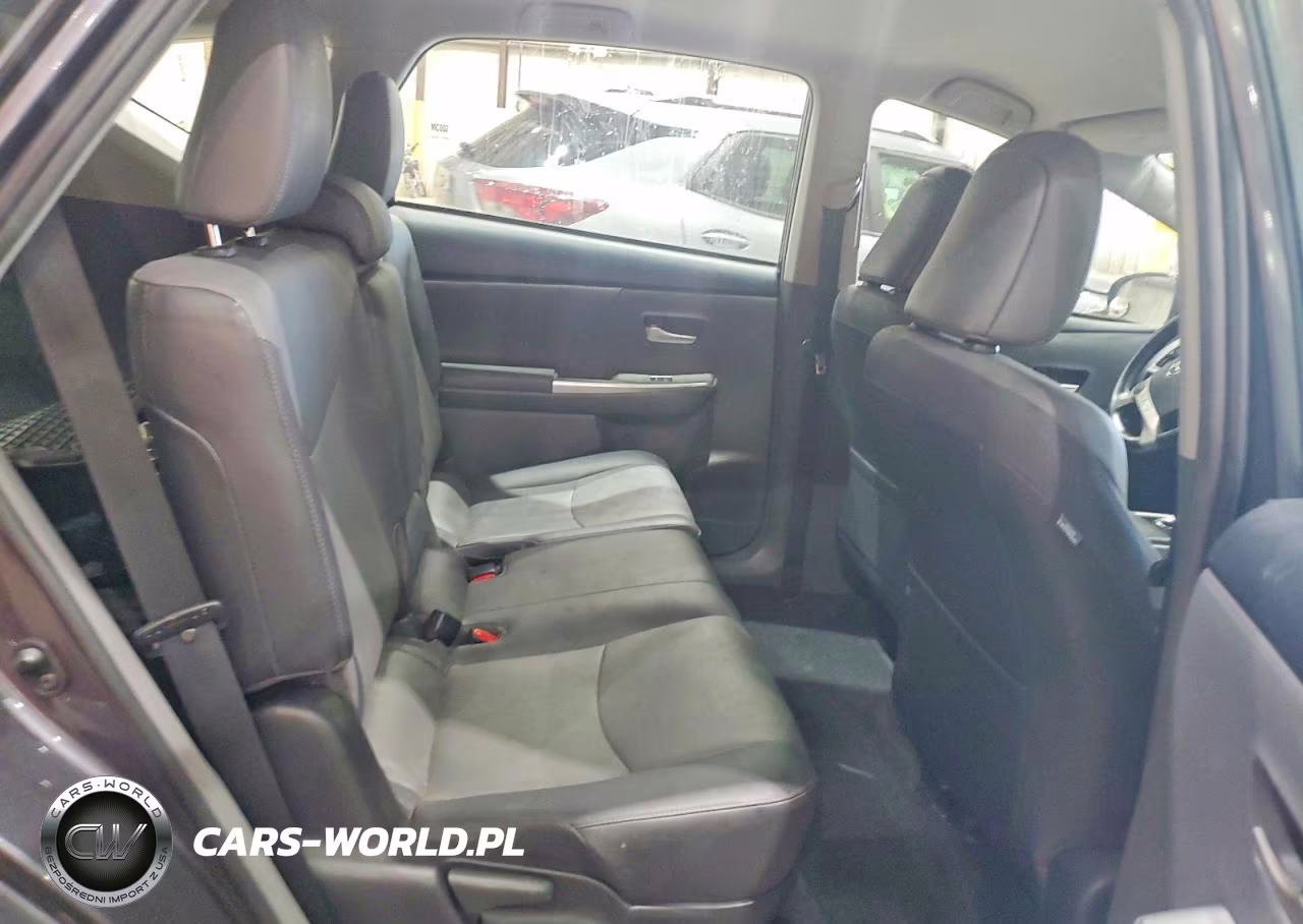 2013 Toyota Prius V Five VIN:JTDZN3EU3D3283231 - 10