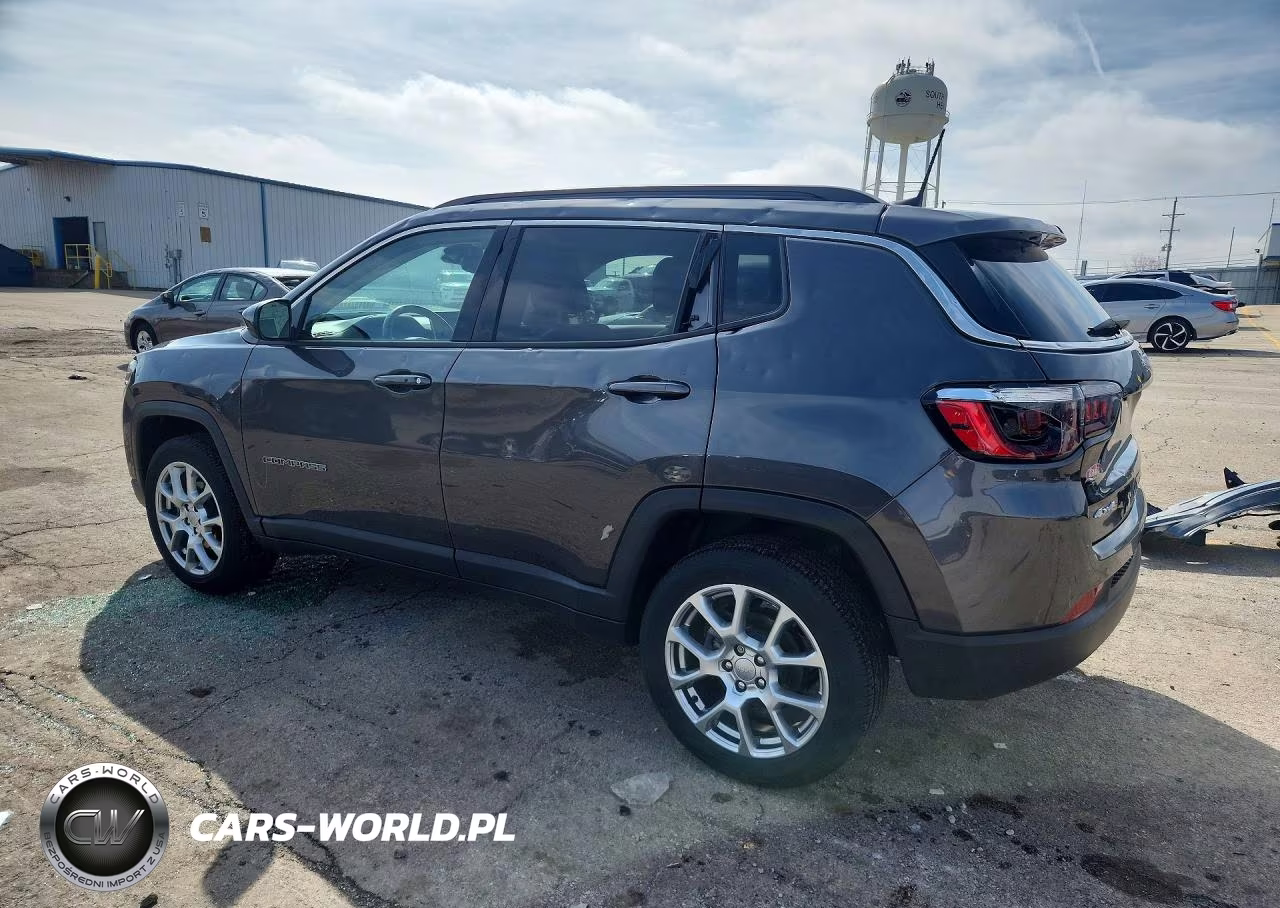 2022 Jeep Compass Latitude Lux VIN:3C4NJDFB4NT211537 - 2