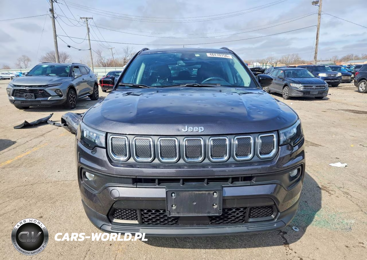 2022 Jeep Compass Latitude Lux VIN:3C4NJDFB4NT211537 - 5