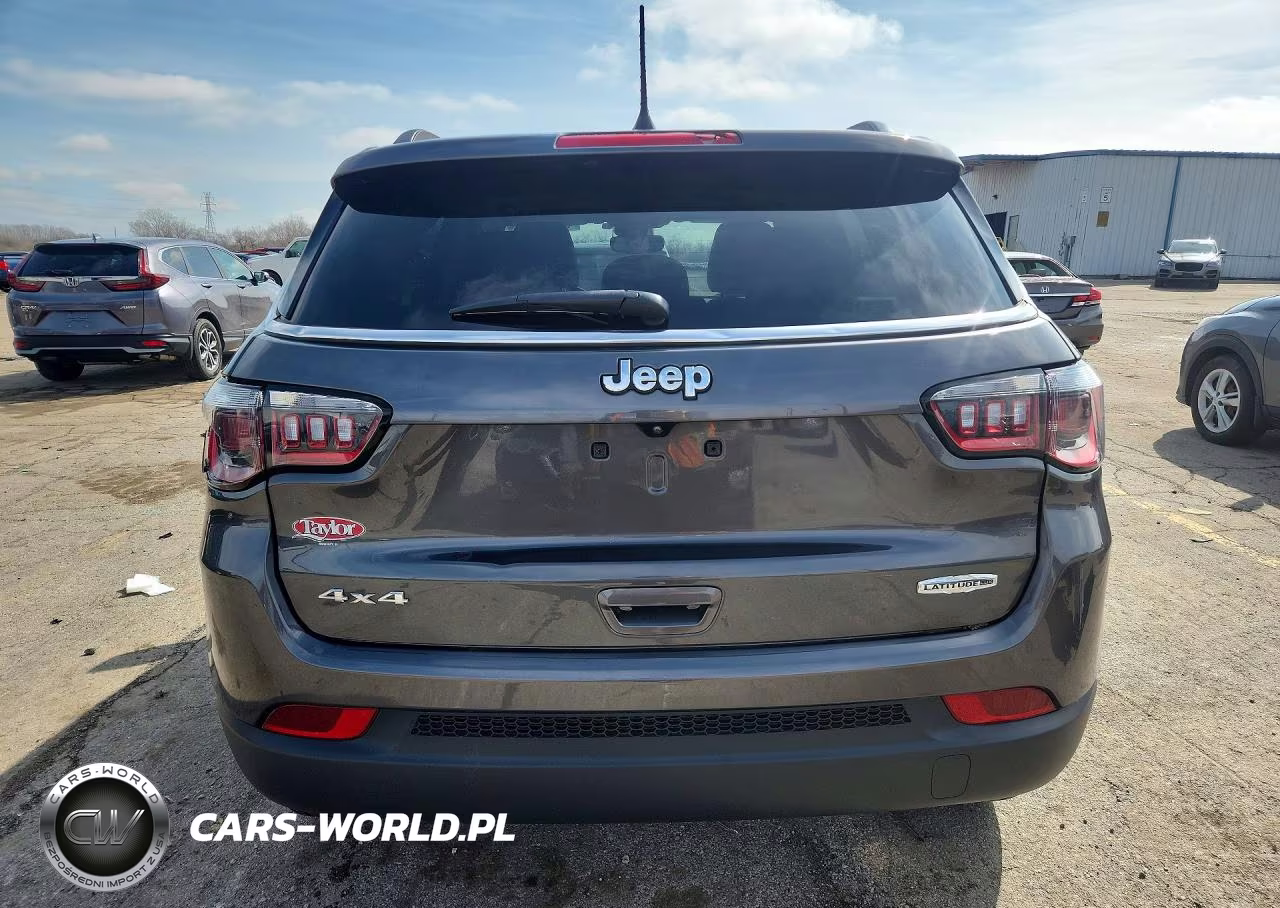 2022 Jeep Compass Latitude Lux VIN:3C4NJDFB4NT211537 - 6