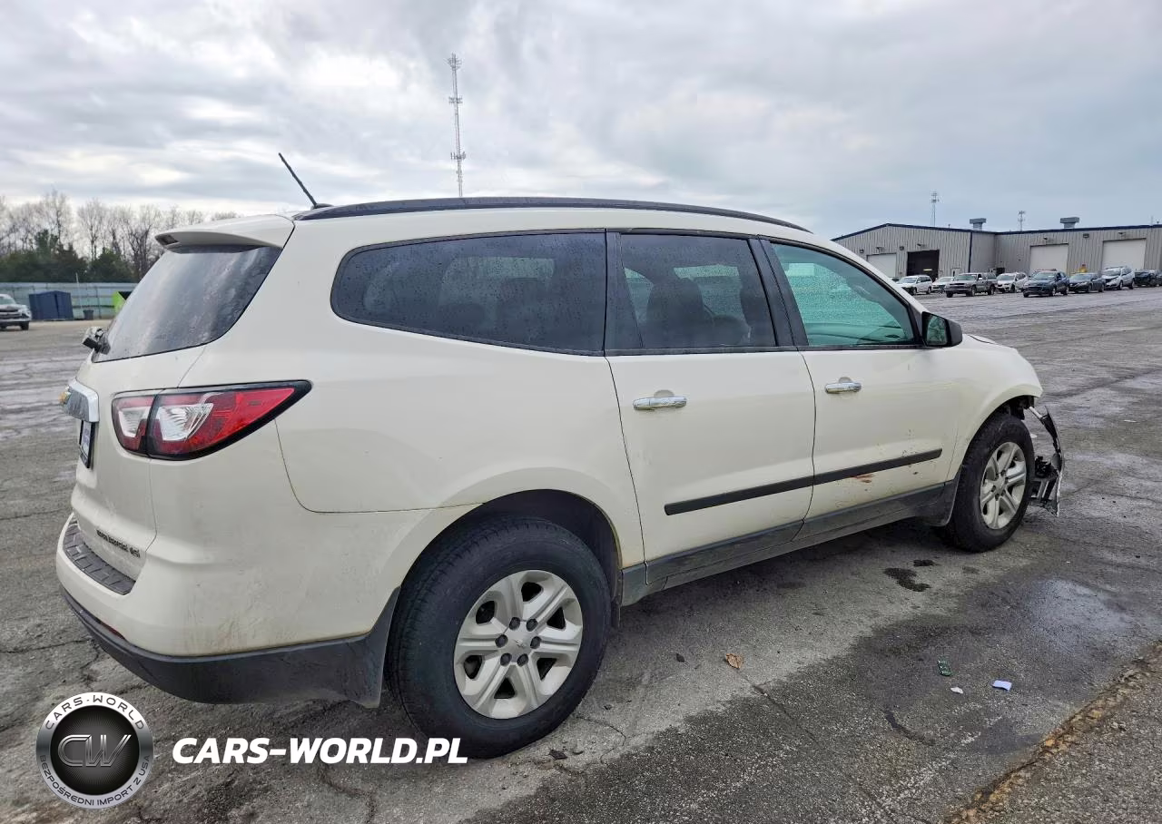 2014 Chevrolet Traverse Ls VIN:1GNKRFED4EJ189337 - 3