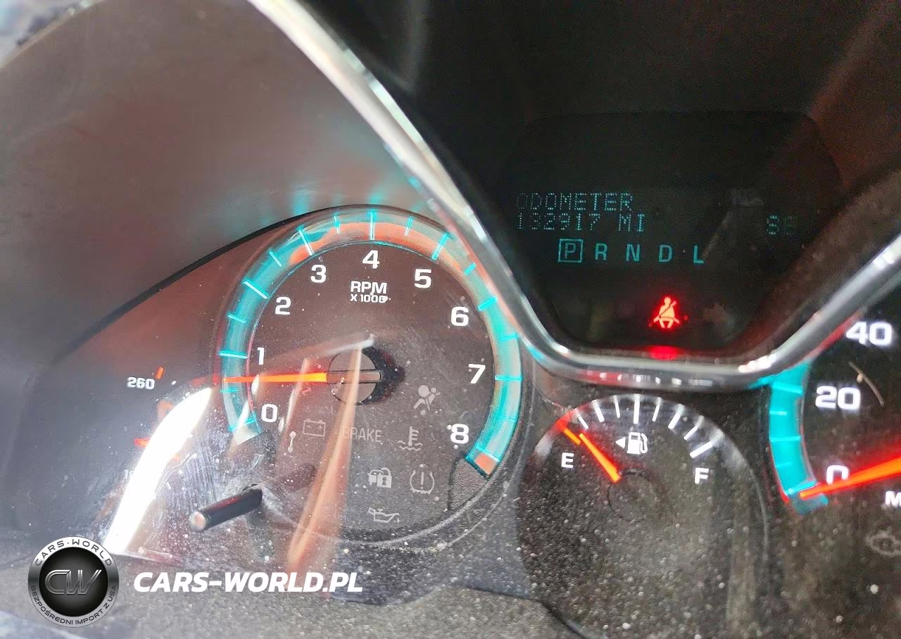 2014 Chevrolet Traverse Ls VIN:1GNKRFED4EJ189337 - 9