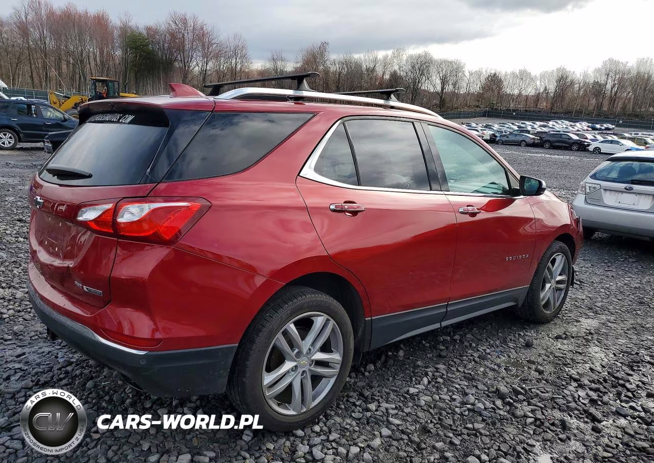 2018 Chevrolet Equinox Premier VIN:2GNAXWEX4J6247885 - 3